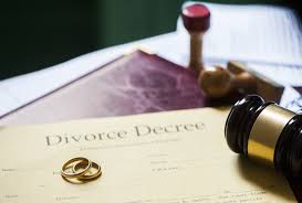 legal divorce papers